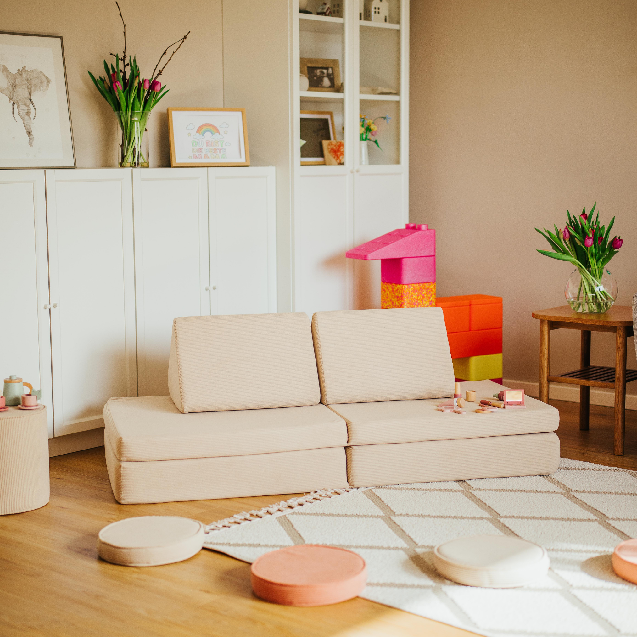 malwim Spielsofa Bundle S (Spielsofa + 4 Loopis) Beige Cord in modernem Wohnzimmer
